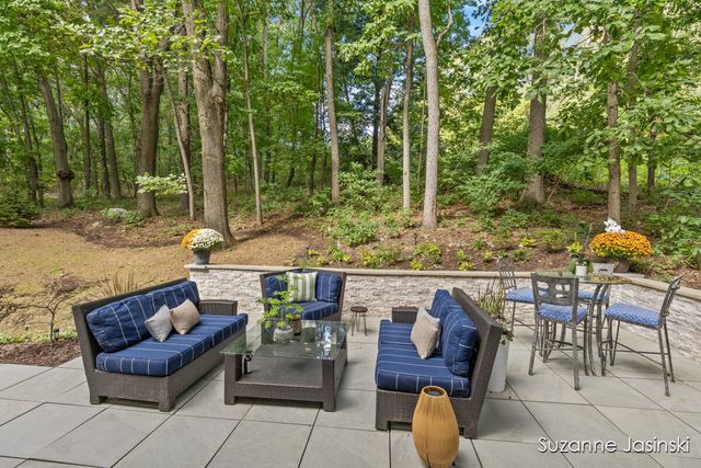 3597 Riverwoods Drive Ne, Plainfield Twp, MI 49341