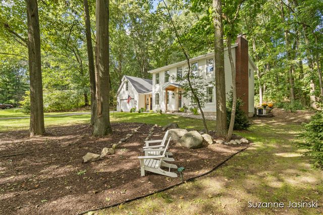 3597 Riverwoods Drive Ne, Plainfield Twp, MI 49341