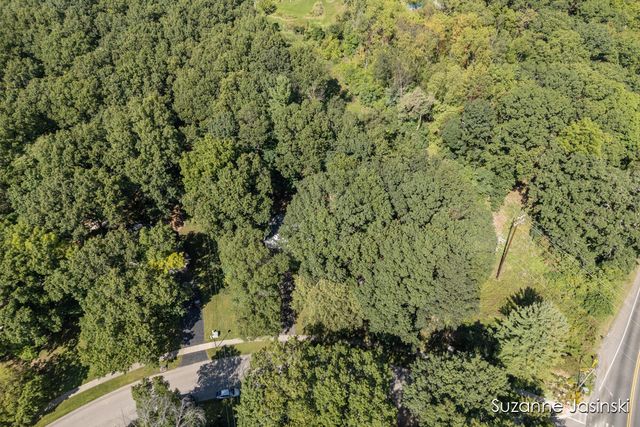 3597 Riverwoods Drive Ne, Plainfield Twp, MI 49341