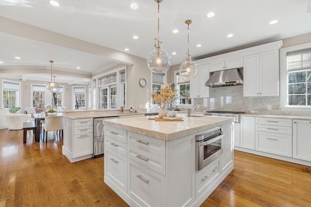 189 Bridle Trail Rd, Needham, MA 02492