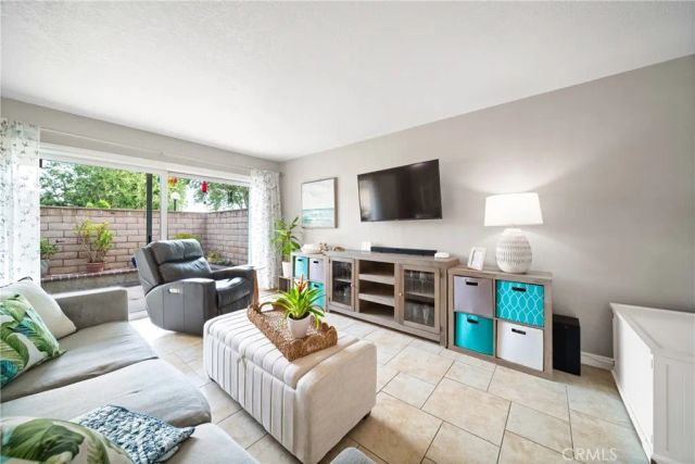 2121 Magnolia Ave, Ontario, CA 91762