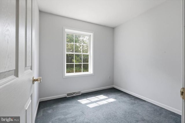 110 ACORN LN, Mountville, PA 17554