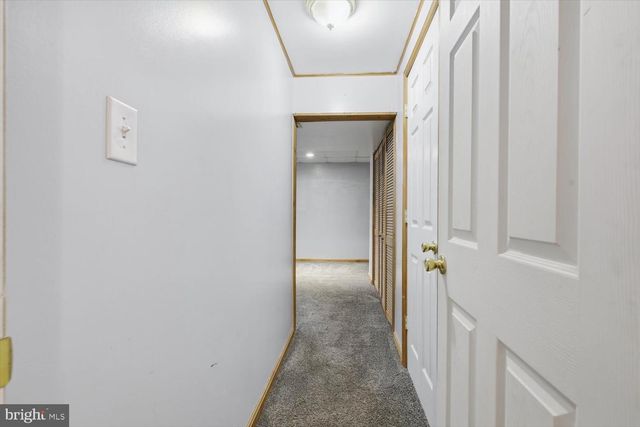 110 ACORN LN, Mountville, PA 17554