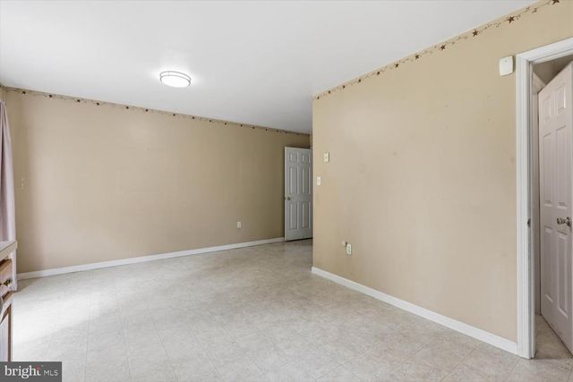 110 ACORN LN, Mountville, PA 17554