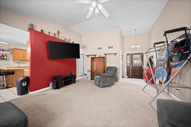 238 Harvey Street, Lawton, MI 49065