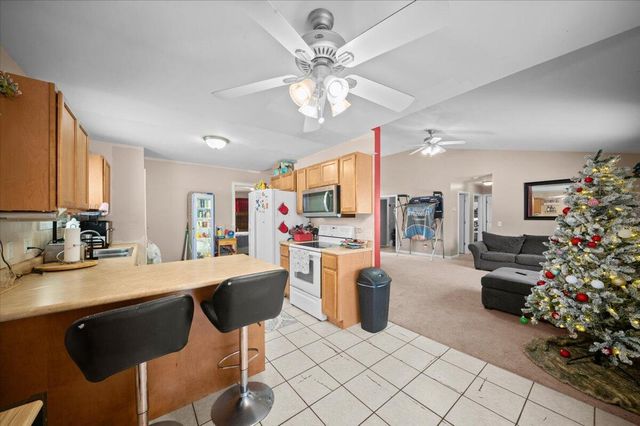 238 Harvey Street, Lawton, MI 49065