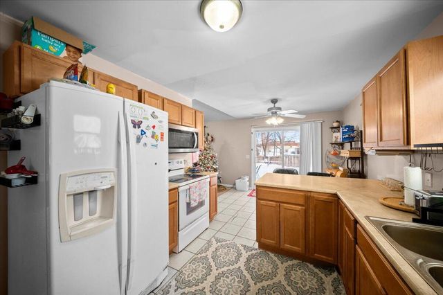 238 Harvey Street, Lawton, MI 49065