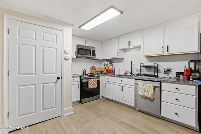 719 S Chestnut Circle, Goldsboro, NC 27530