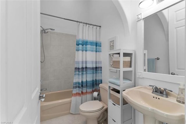405 Driftwood CT, Marco Island, FL 34145