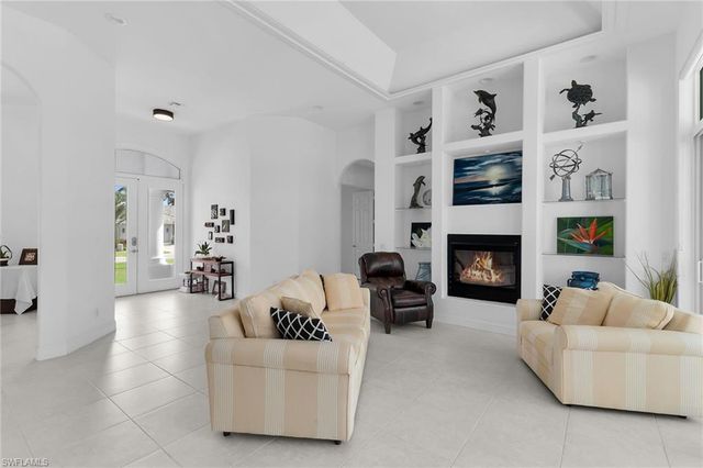 405 Driftwood CT, Marco Island, FL 34145
