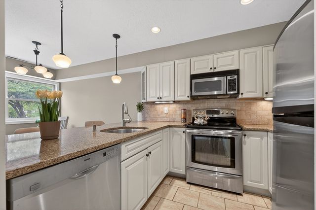 16 Canvasback Way 16, Walpole, MA 02081