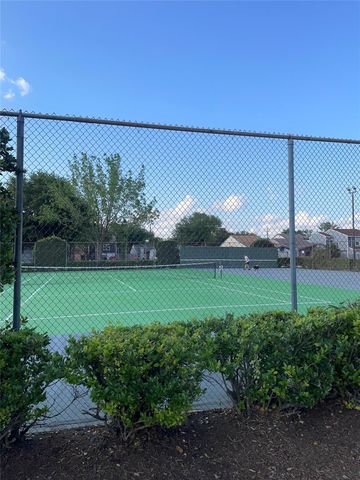 10314 Sommerville Avenue, Houston, TX 77041
