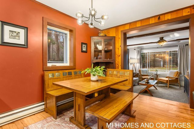 7128 116th Avenue, Ganges Twp, MI 49408