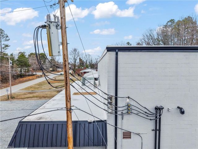 422 & 420 South Road, High Point, NC 27262