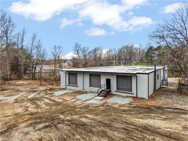 422 & 420 South Road, High Point, NC 27262
