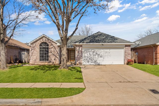 9089 Brushy Creek Trail, Fort Worth, TX 76118