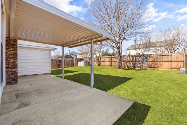 9089 Brushy Creek Trail, Fort Worth, TX 76118