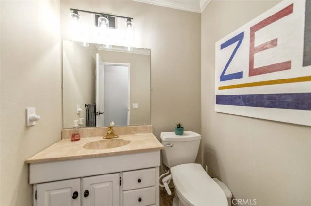 8921 Burlcrest, Huntington Beach, CA 92646