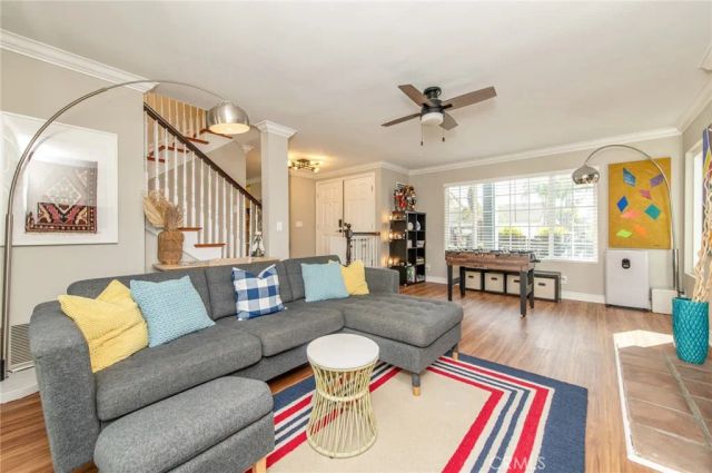 8921 Burlcrest, Huntington Beach, CA 92646