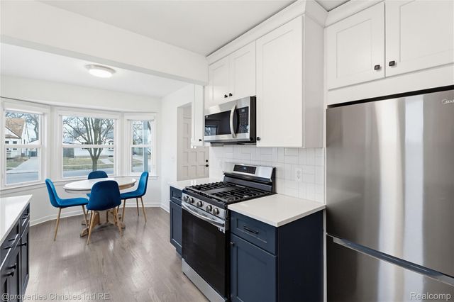 1617 N Vermont Avenue, Royal Oak Charter Township, MI 48067
