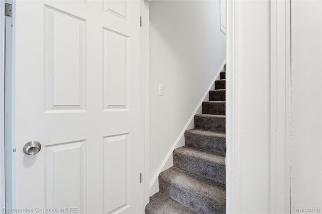1617 N Vermont Avenue, Royal Oak Charter Township, MI 48067