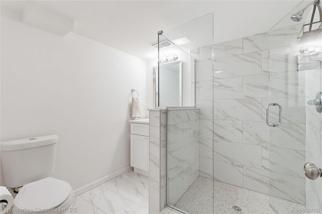 1617 N Vermont Avenue, Royal Oak Charter Township, MI 48067