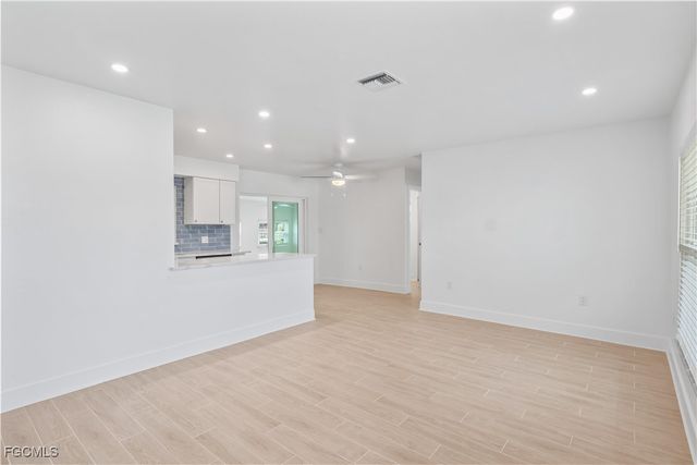 2742 Bruce ST, Matlacha, FL 33993