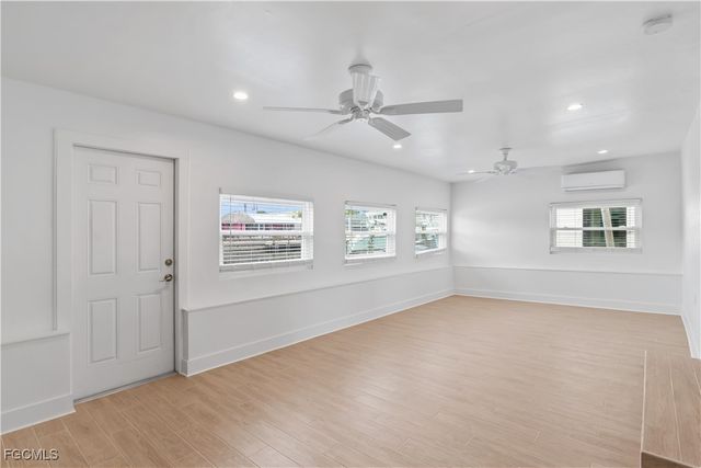 2742 Bruce ST, Matlacha, FL 33993