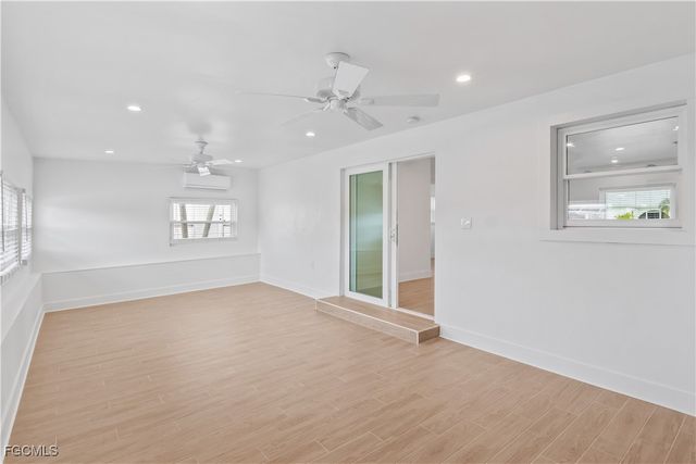 2742 Bruce ST, Matlacha, FL 33993