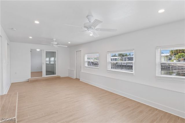 2742 Bruce ST, Matlacha, FL 33993