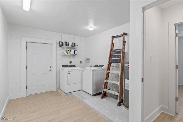 2742 Bruce ST, Matlacha, FL 33993