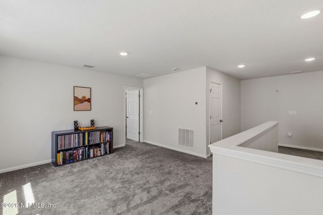 6902 MIRAGE Street, Jacksonville, FL 32244