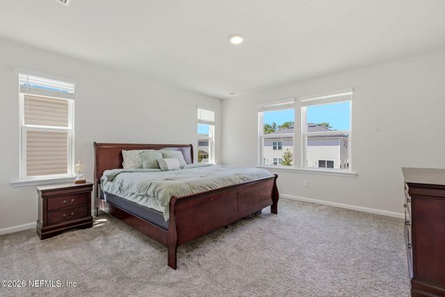 6902 MIRAGE Street, Jacksonville, FL 32244