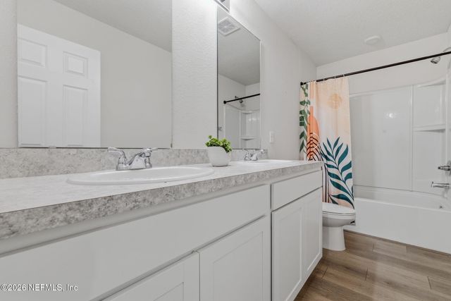 6902 MIRAGE Street, Jacksonville, FL 32244