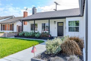 6082 Royalist, Huntington Beach, CA 92647