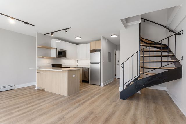 6166 N Sheridan Road 28J, Chicago, IL 60660