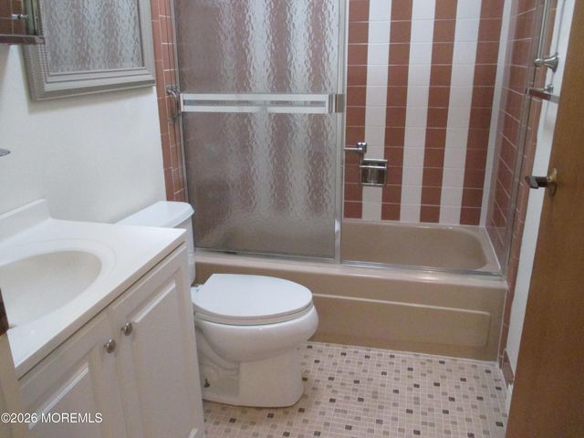 363B Chesterfield Court 363B, Lakewood, NJ 08701