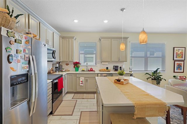 1881 SPRING SHOWER CIRCLE, Kissimmee, FL 34744