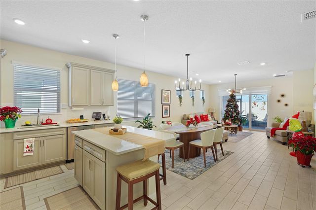 1881 SPRING SHOWER CIRCLE, Kissimmee, FL 34744