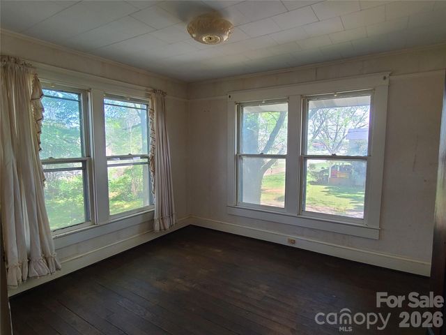 804 Emmanuel Church Road, Conover, NC 28613