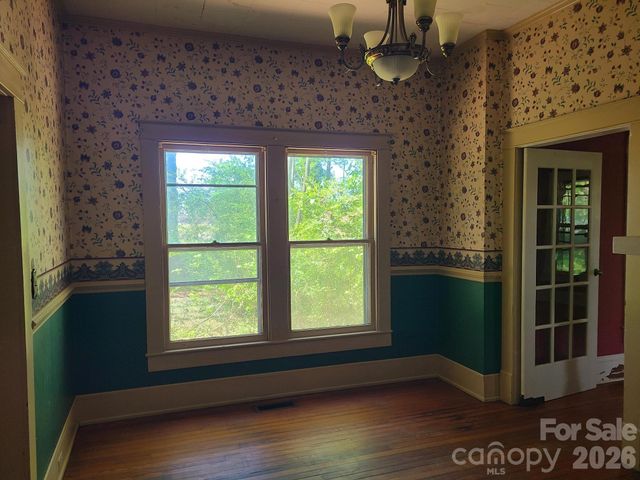 804 Emmanuel Church Road, Conover, NC 28613
