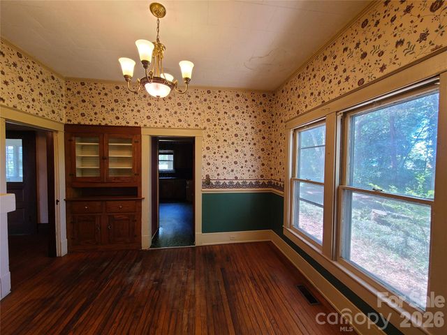 804 Emmanuel Church Road, Conover, NC 28613