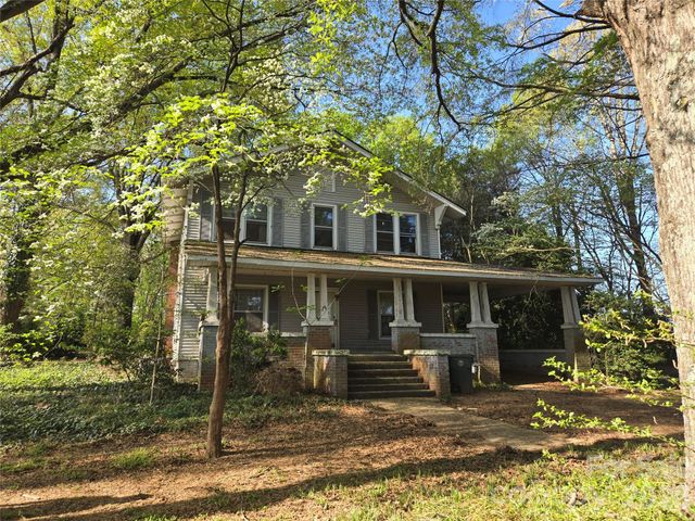 804 Emmanuel Church Road, Conover, NC 28613