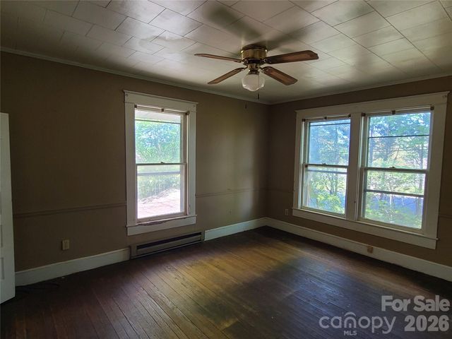 804 Emmanuel Church Road, Conover, NC 28613