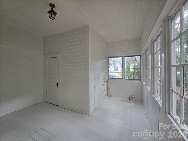 804 Emmanuel Church Road, Conover, NC 28613
