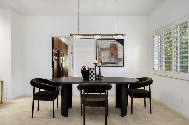 9 White Sun Way, Rancho Mirage, CA 92270