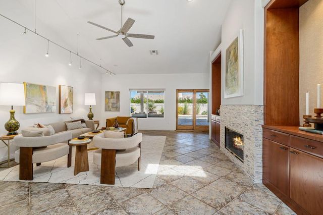 9 White Sun Way, Rancho Mirage, CA 92270