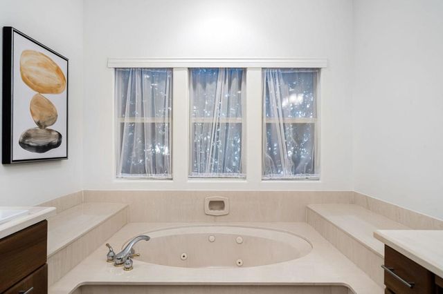 9 White Sun Way, Rancho Mirage, CA 92270