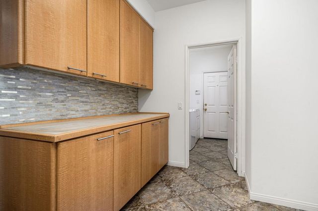 9 White Sun Way, Rancho Mirage, CA 92270