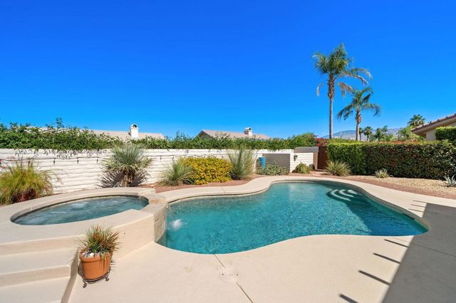 9 White Sun Way, Rancho Mirage, CA 92270